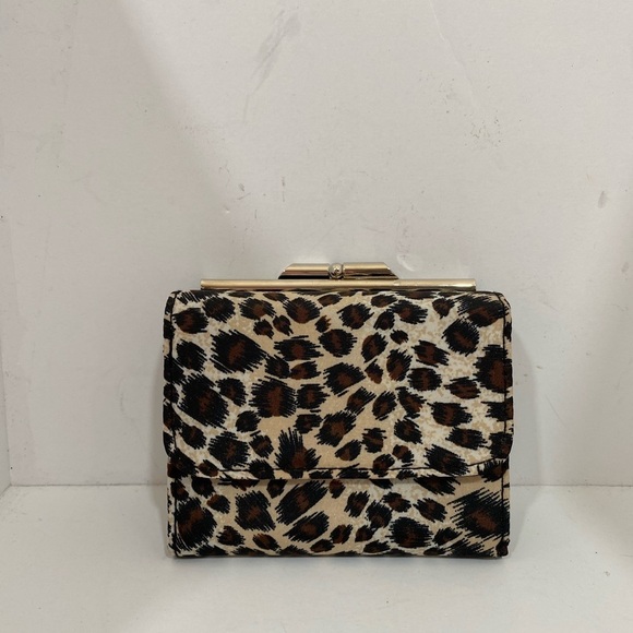 Coin and Change Purse/Animal Print/Tan/Brown - Picture 1 of 7